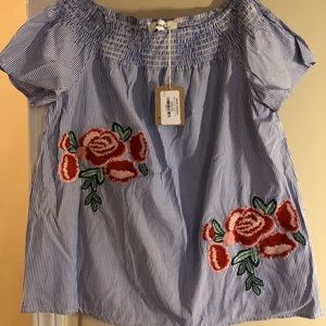 NWT Off the Shoulder Floral Top